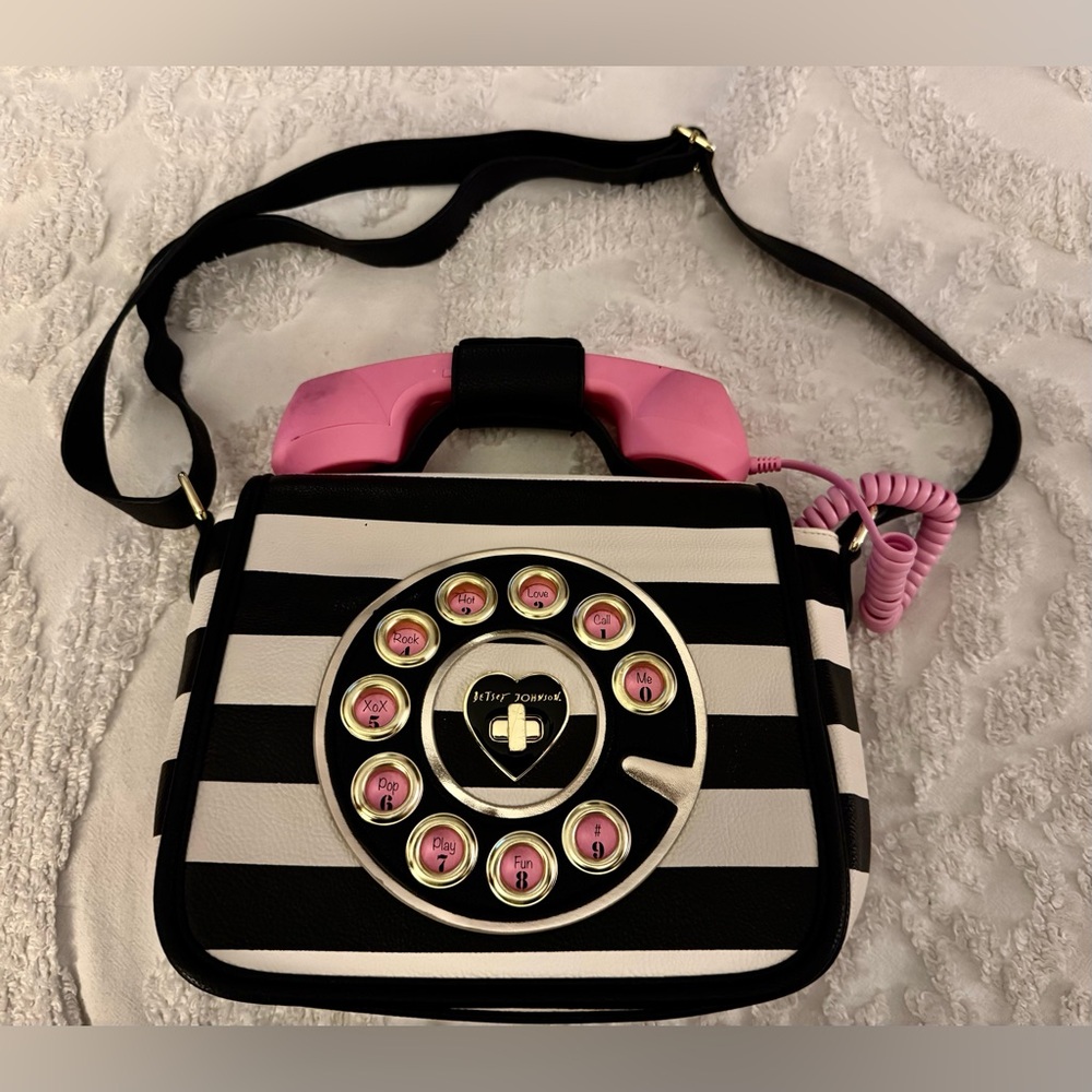 NWOT BETSEY JOHNSON VEGAN B&W STRIPED & PINK CROSSBODY TELEPHONE BAG ORIG $185